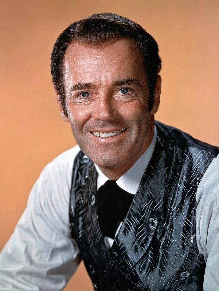 .HENRY FONDA..