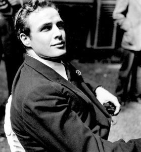 Marlon-Brando-photographed-