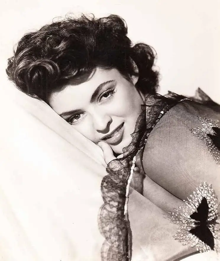 Suzan Ball, (1)